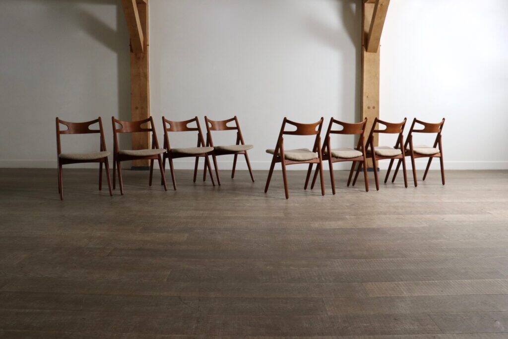 Hans J. Wegner CH29 Sawbuck dining chairs for Carl Hansen & Son 1952