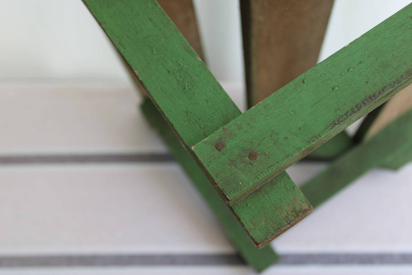 Wooden flower display stand