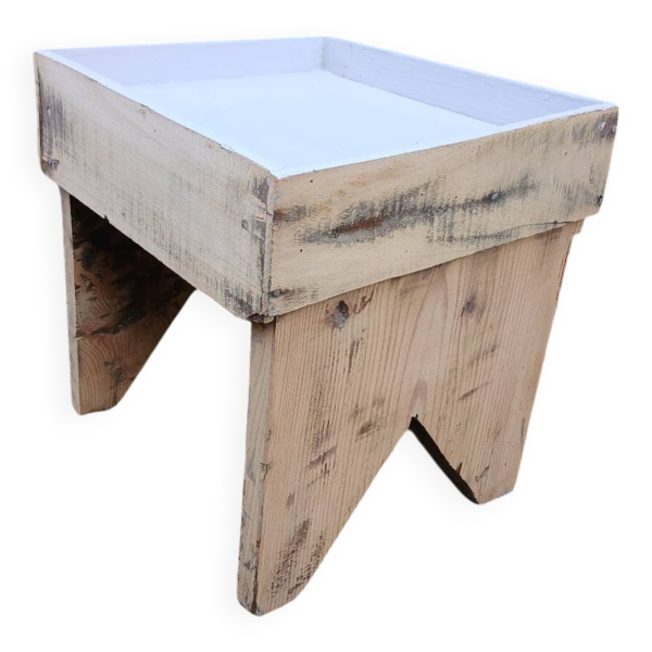 Petite table d'appoint ancienne en bois