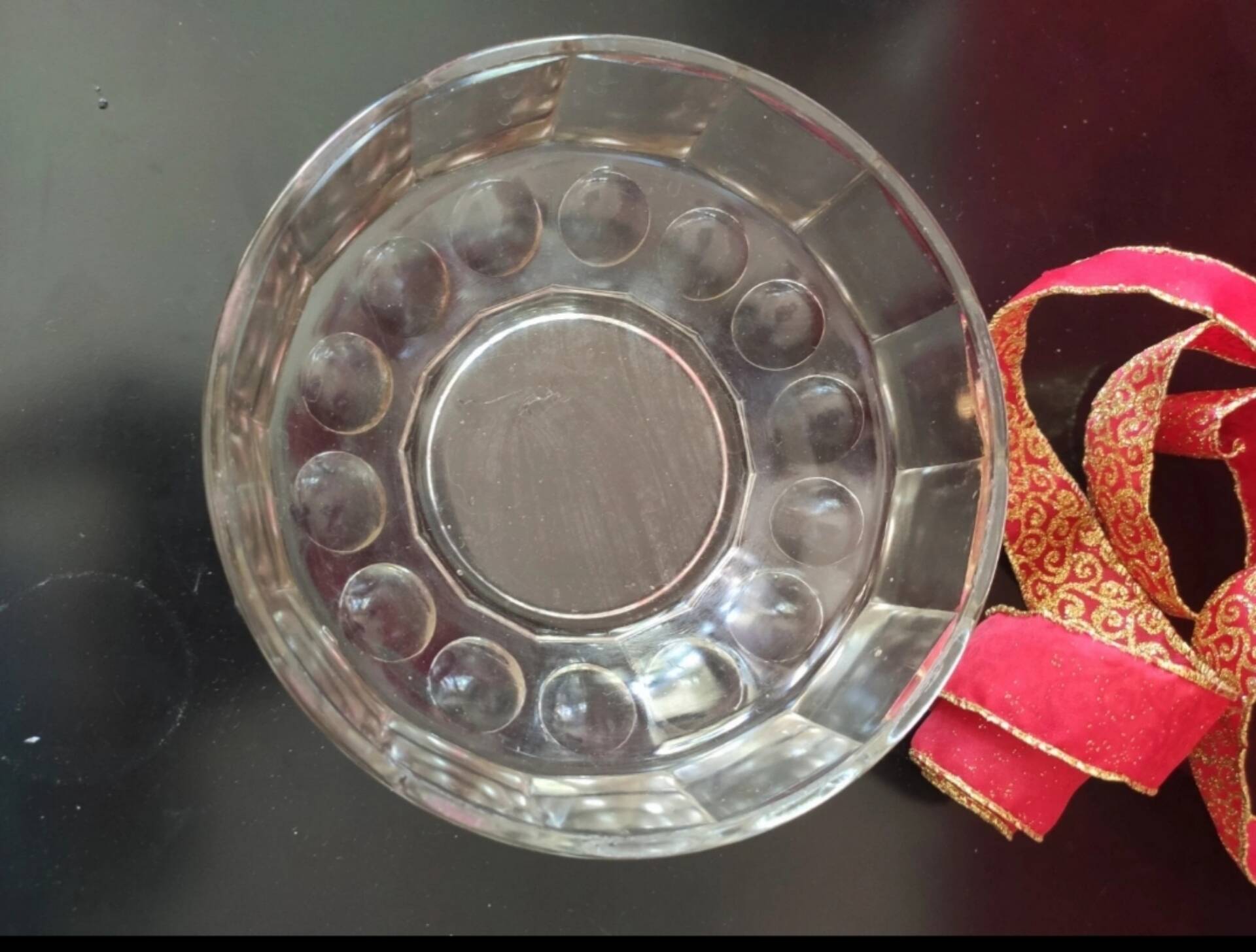 Glass salad bowl + lid