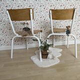 Chaises d’écolier