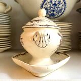 HB & Cie brown ironstone gravy boat with lid