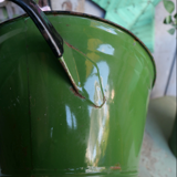 Lot of 3 pieces enamelled basins and bucket