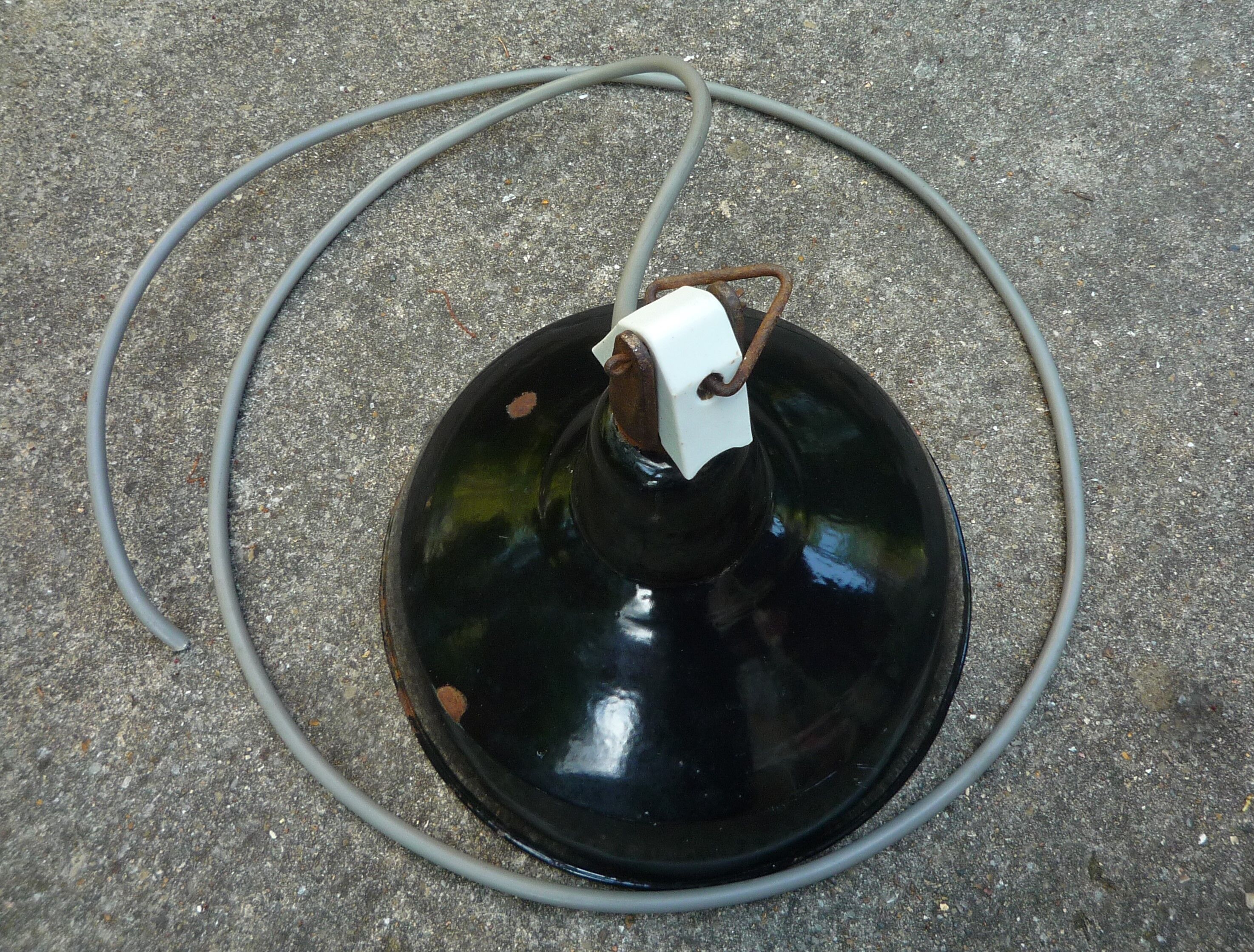 Suspension lampshade lacquered metal industrial style, retro 1950s