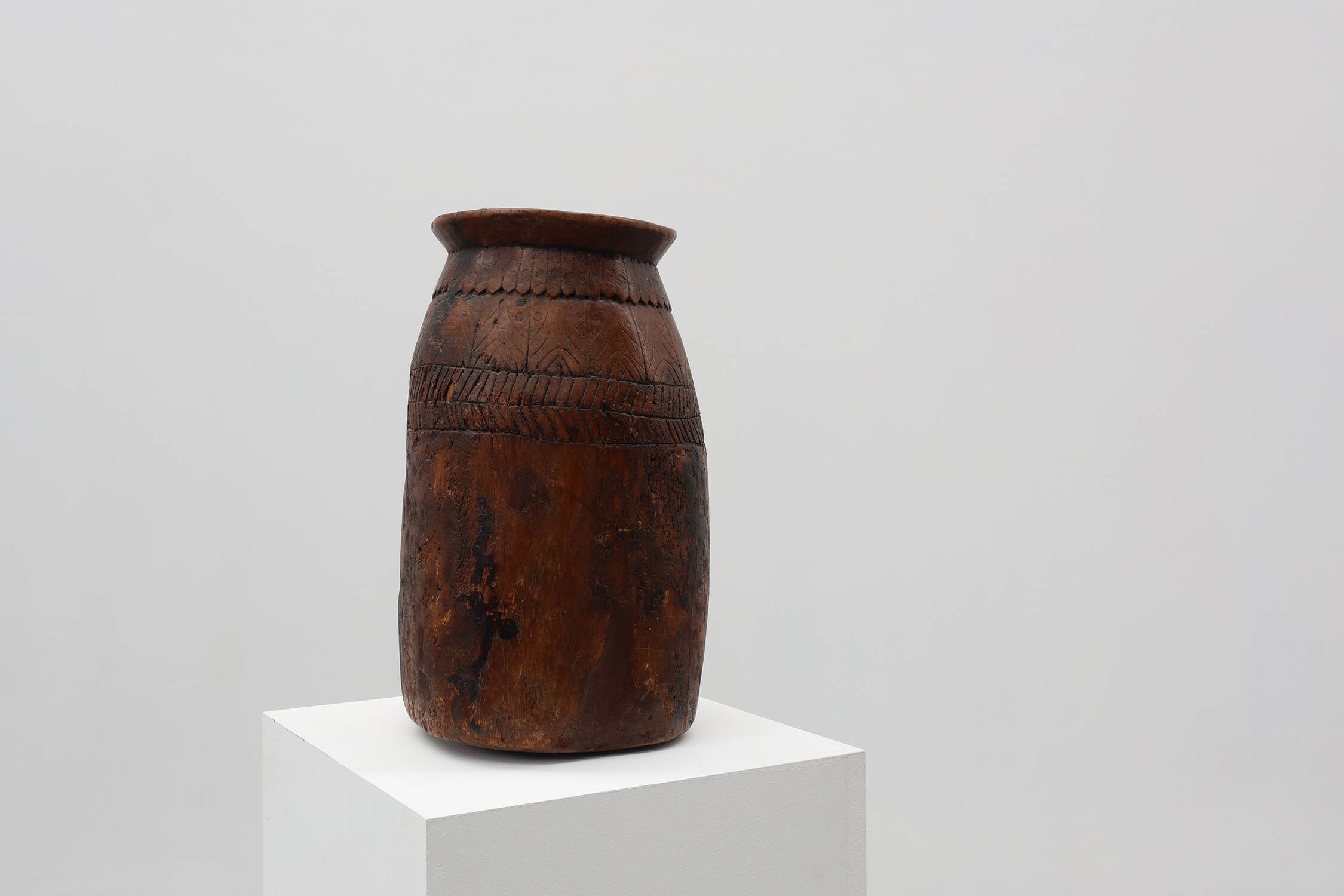 Rare Rustic wabi sabi style vase in solid wood, France 1800s