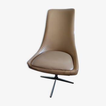 Light brown skai chair