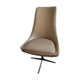 Light brown skai chair