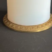 Lampe XIXe en opaline blanche et métal doré