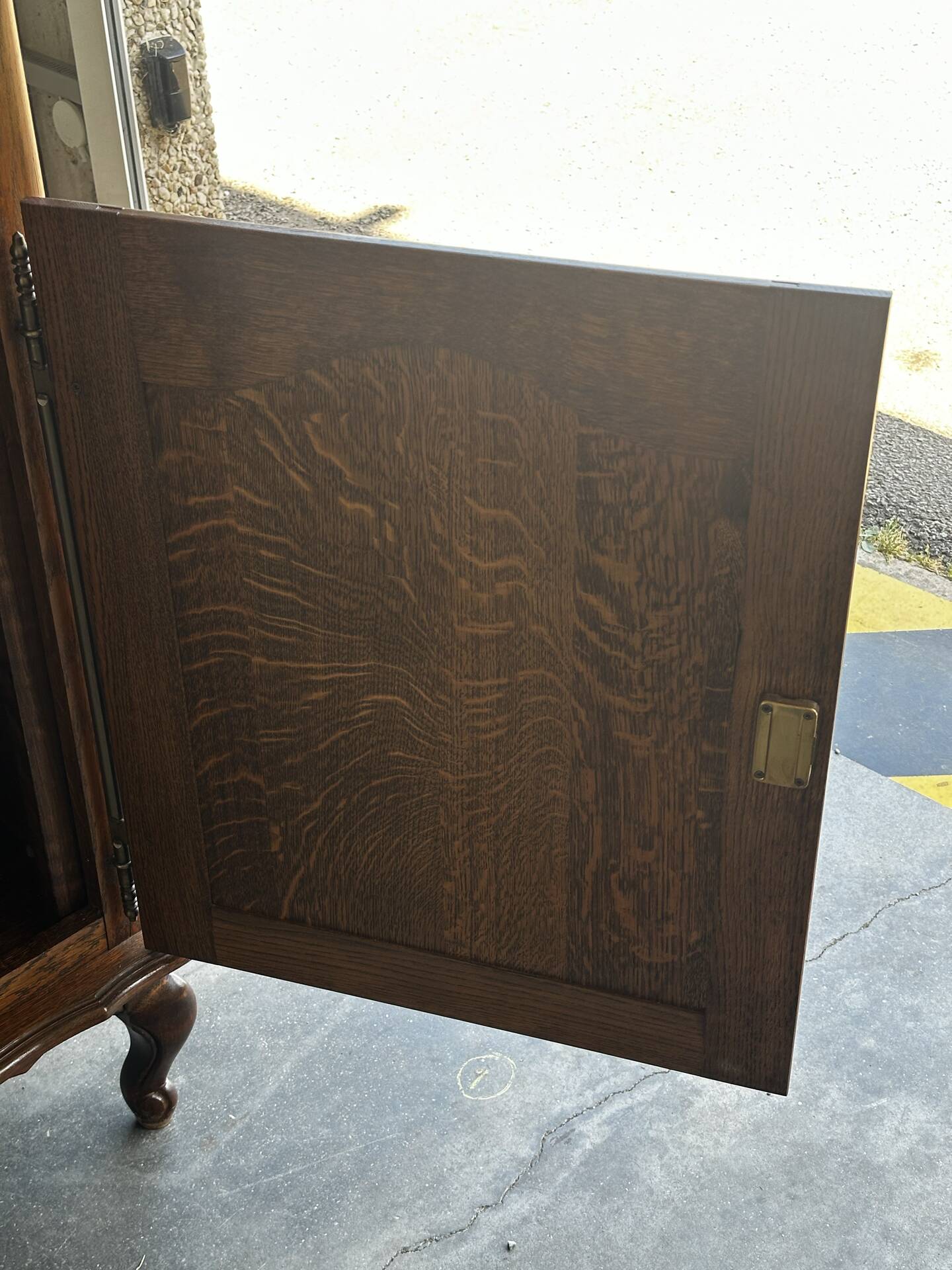 Vintage solid oak furniture for a vinyl turntable.