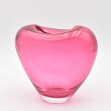 Deru heart vase design blown glass