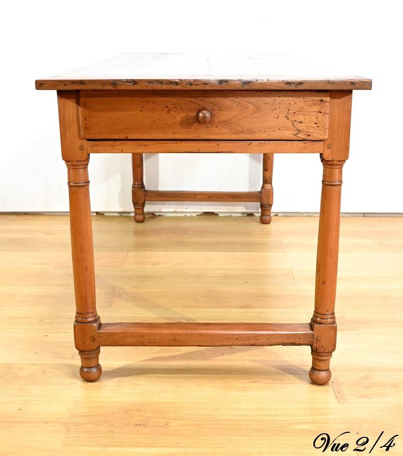 Property Farm Table in Cherry, Louis XIV style – Early 19th century