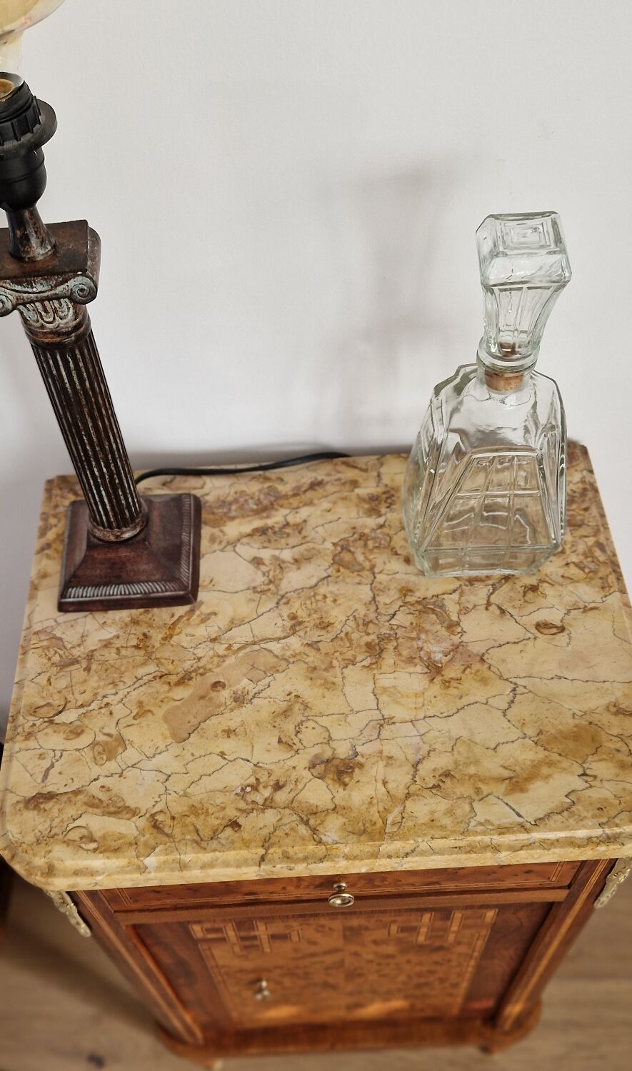 Low furniture marquetry style louis XVI