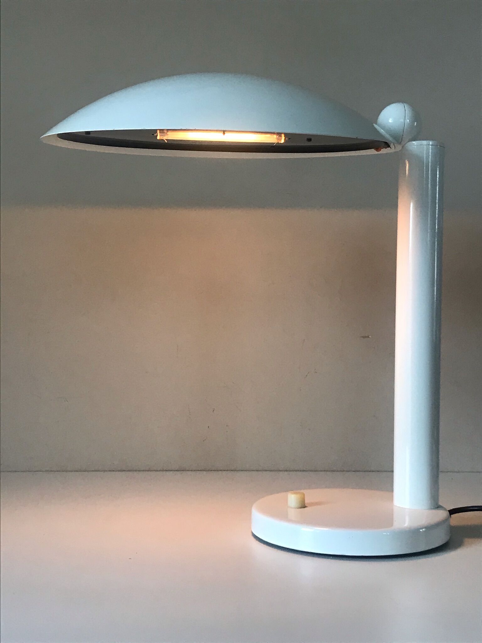 Leonardo Marelli lamp for Estiluz 70/80