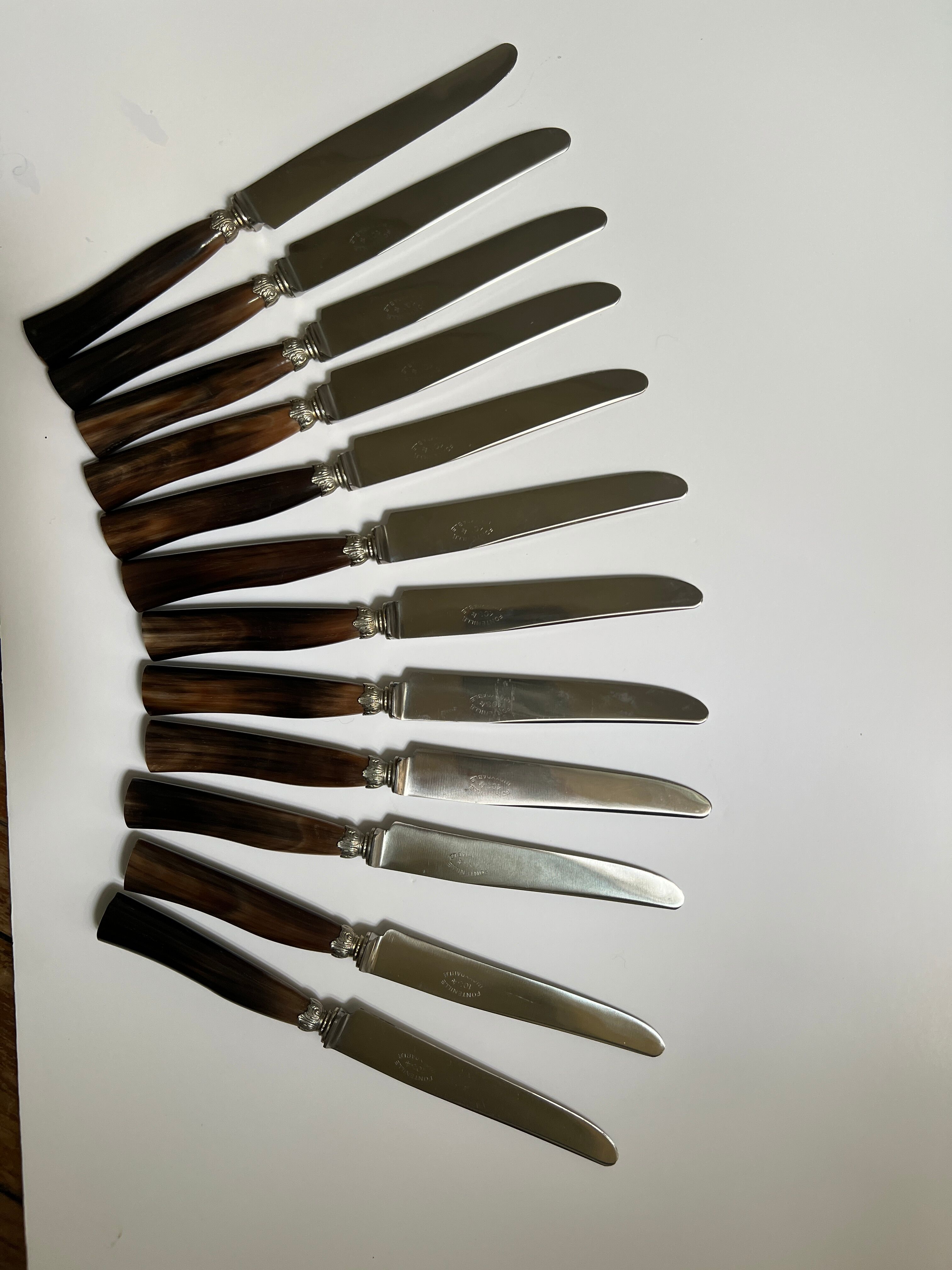 Set of 12 old Fontenille Pataud knives