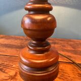 Wooden foot table lamp