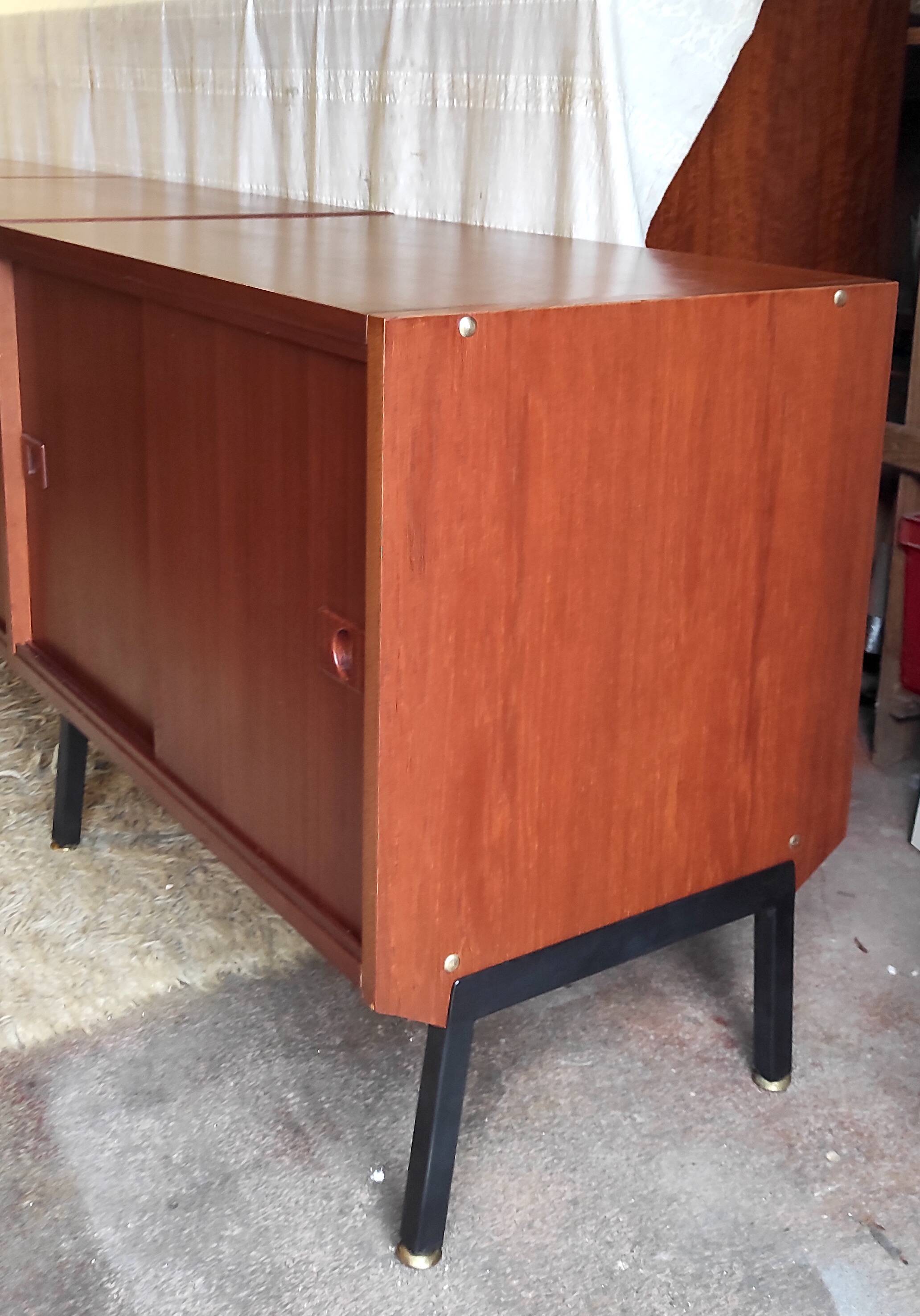 Enfilade moderniste en teck par René-Jean Caillette - années 50/60