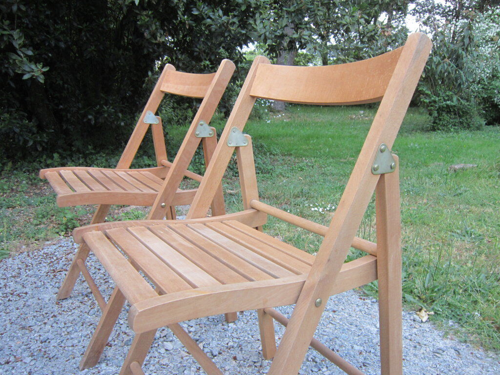 Série de 4 chaises pliantes en hêtre massif
