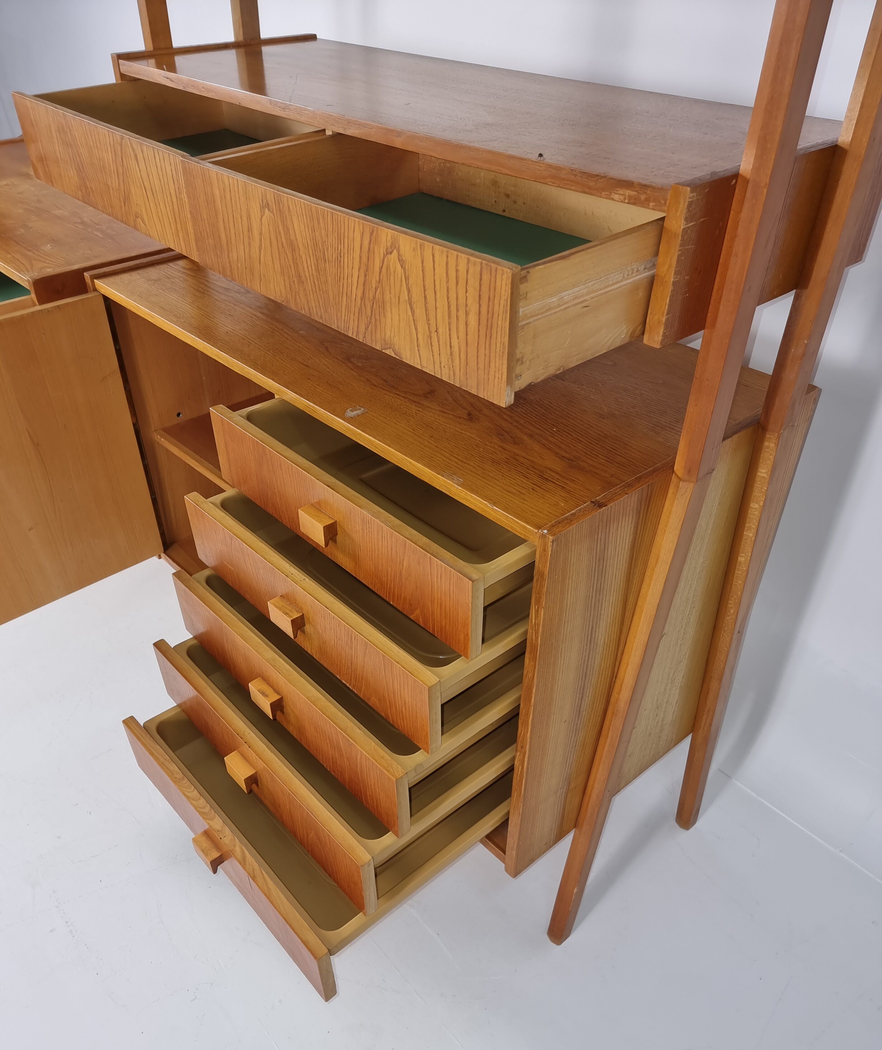 Cabinet set of Furniture by František Jirák, 1970s