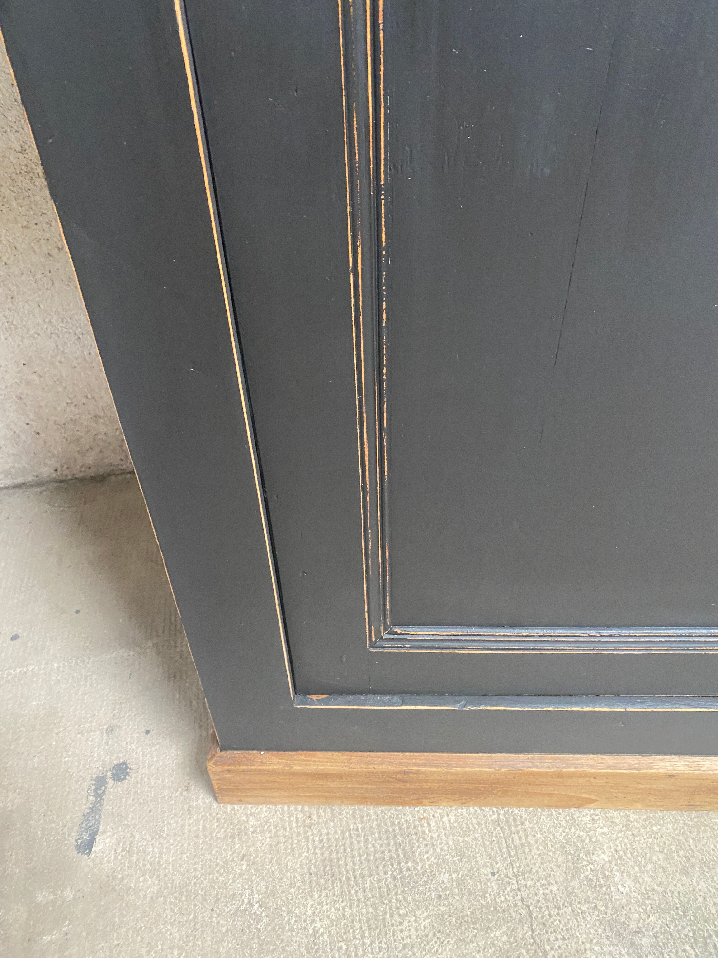 Parisian workshop cabinet 1m72