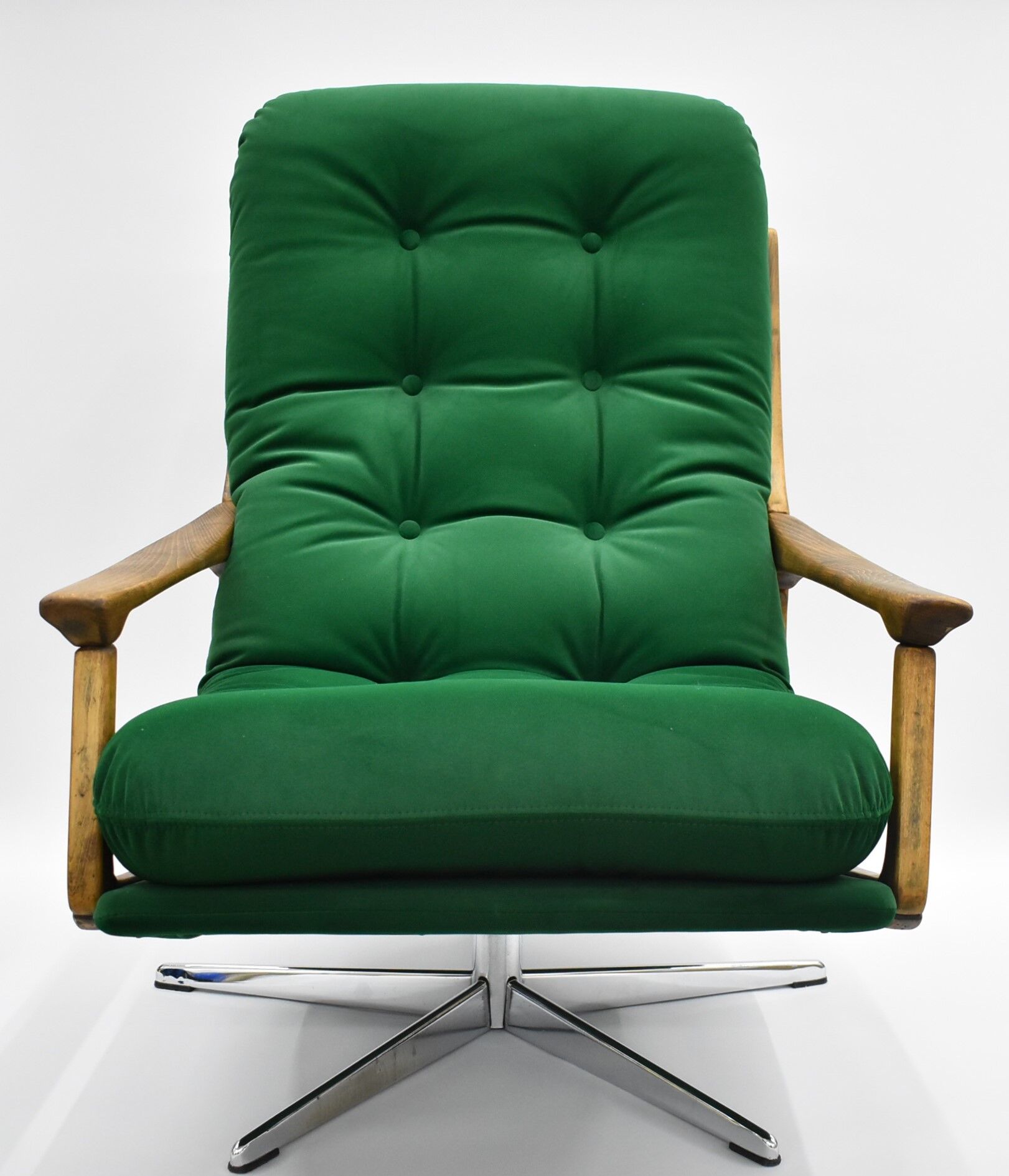 Original rotate armchair, Scandinavian icon, 1960s, quality green velvet