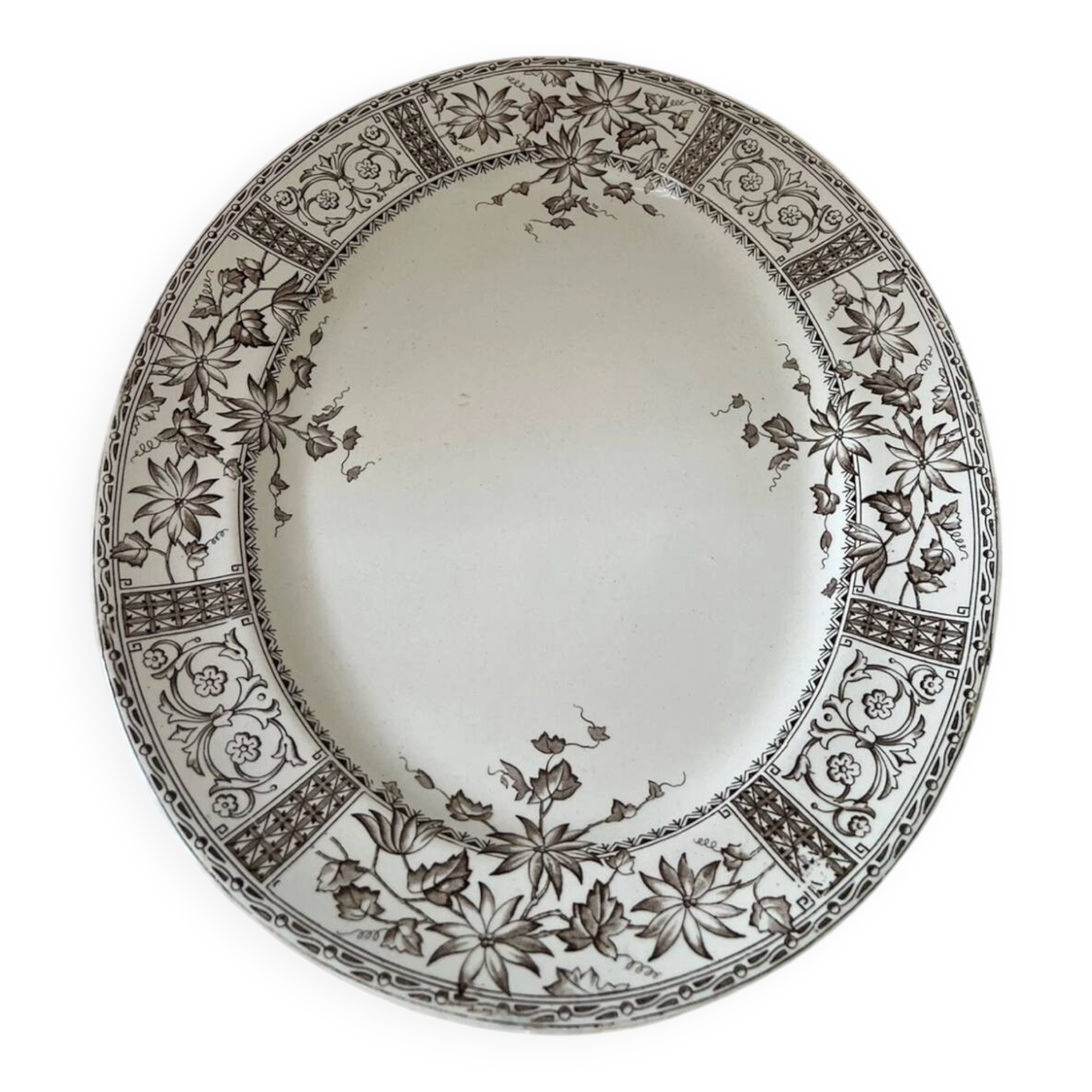 Large Serving Dish Wedgwood Venetia Terre de Fer England XIX