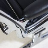 Pair of chairs by Charles and Ray Eames