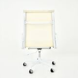 Office chair by Charles & Ray Eames for ICF, 1970