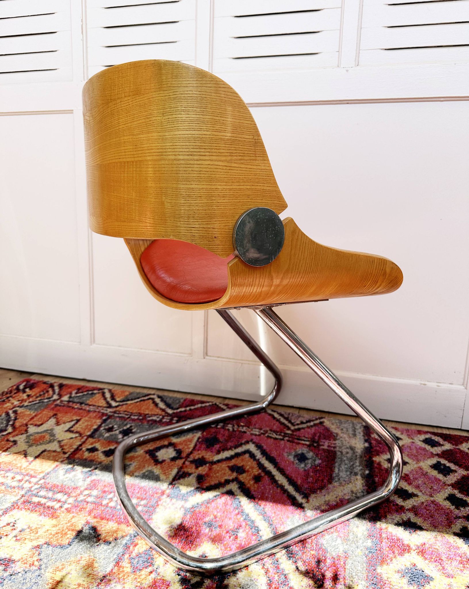 Suite of four space age chairs, 60s