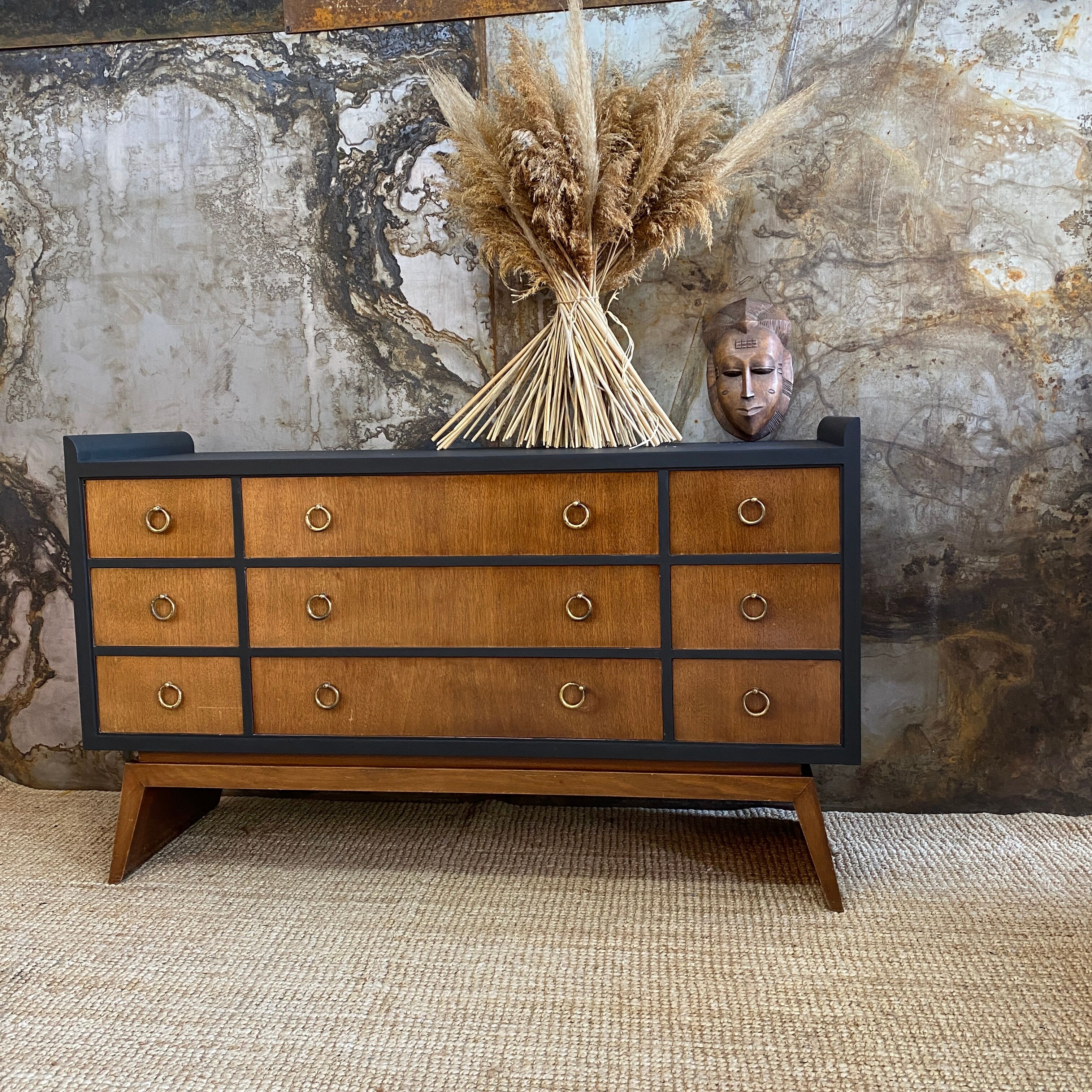 Chest of drawers feet boat