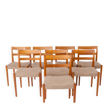 Set of 8 Nils Jonsson “Garmi” Teak Dining Chairs for Troeds, Swedish 1960s