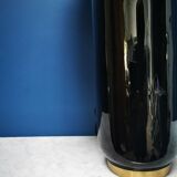 Black enameled metal lamp