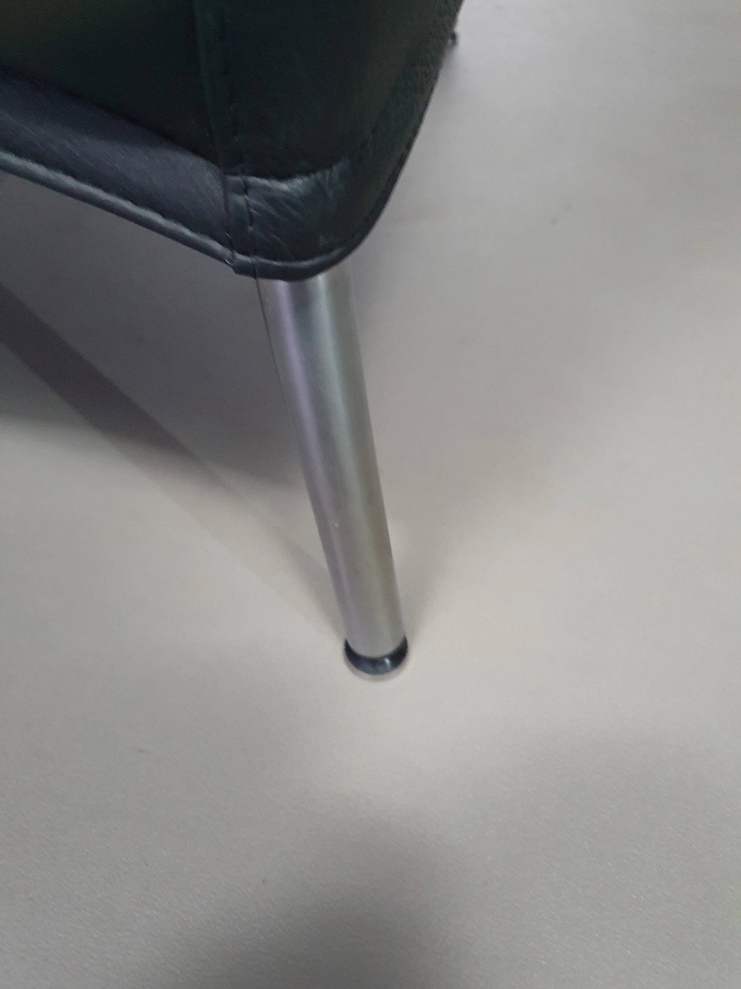 3 x rare armchair / model Turn / black leather / Bert Plantagie in mint condition.