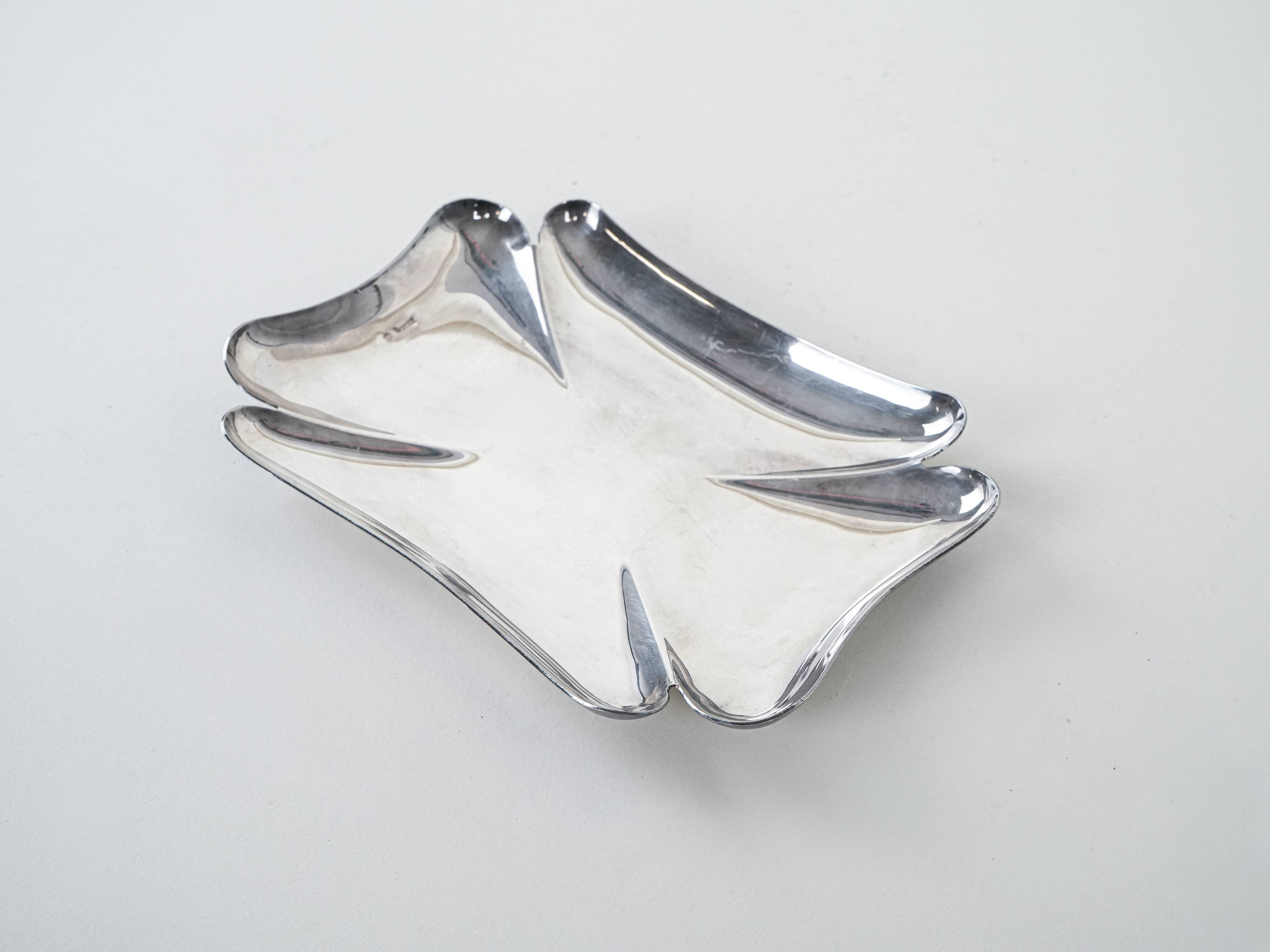 Metal tray, Italian design, 1970s, manufactured by Cassetti