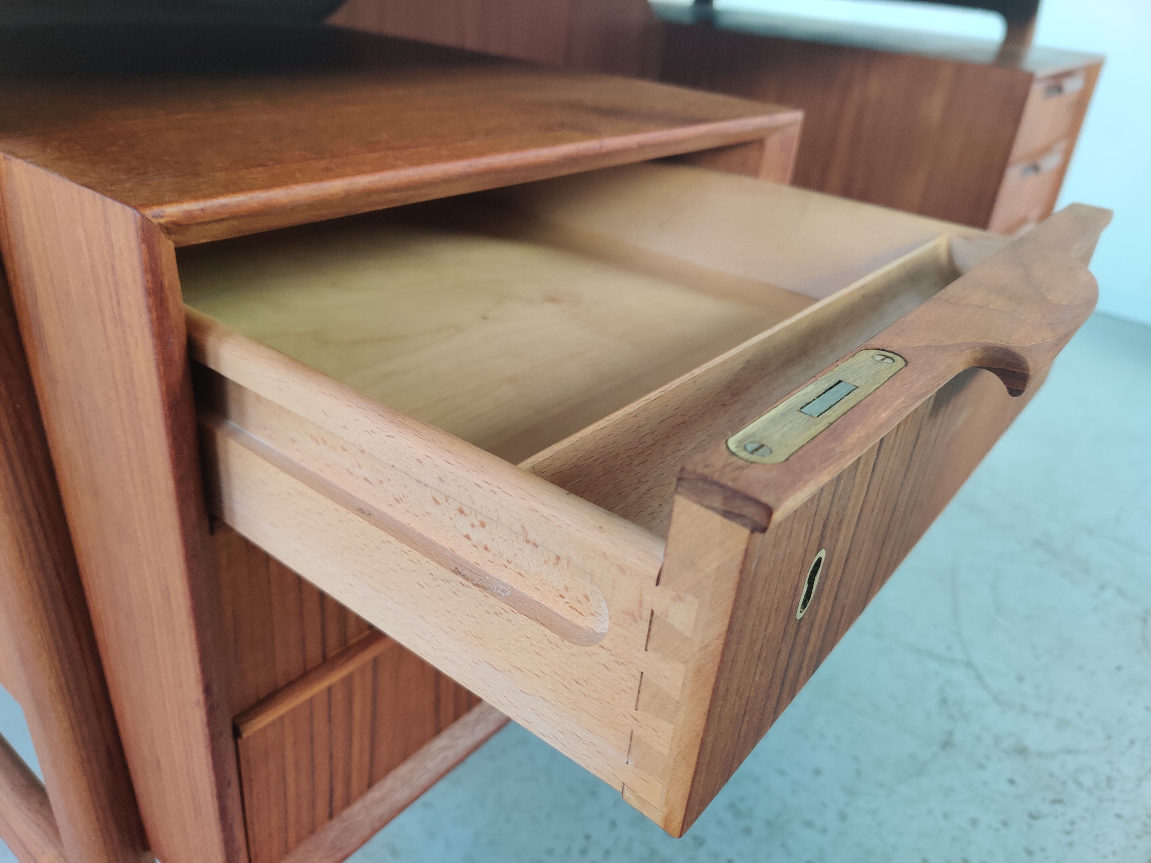 Teak desk by Gunni Omann "model 75" for Omann Jun, Dänemark 1960s