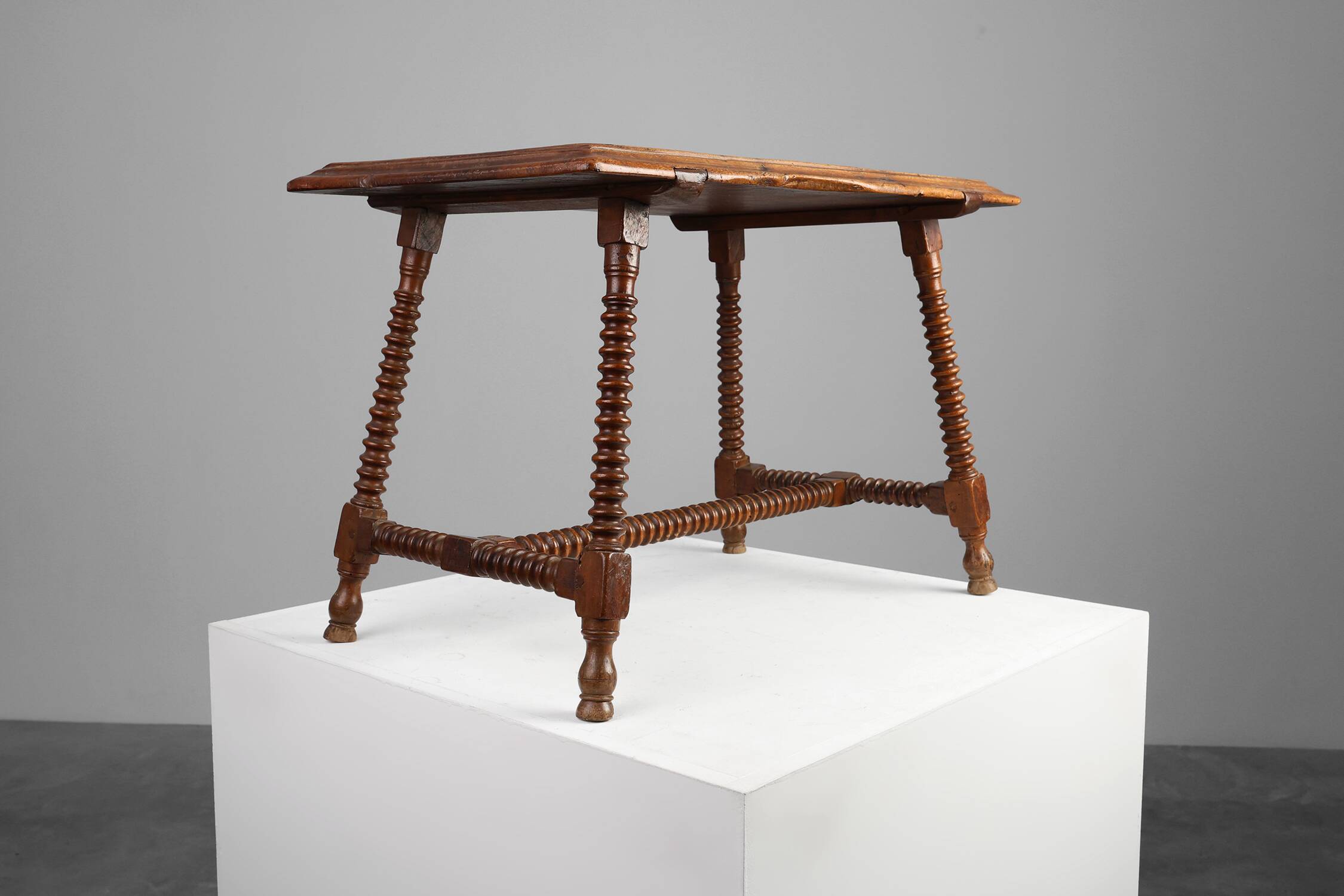 Antique Oak Side Table with Turned Legs and Stretcher Base, Spain, 17th Cen
