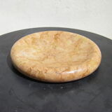 Marble centerpiece, picks up change
