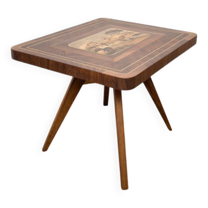 Table basse en bois avec