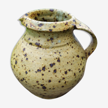 Gustav Tifoche's pyre sandstone pitcher (1930-2011)