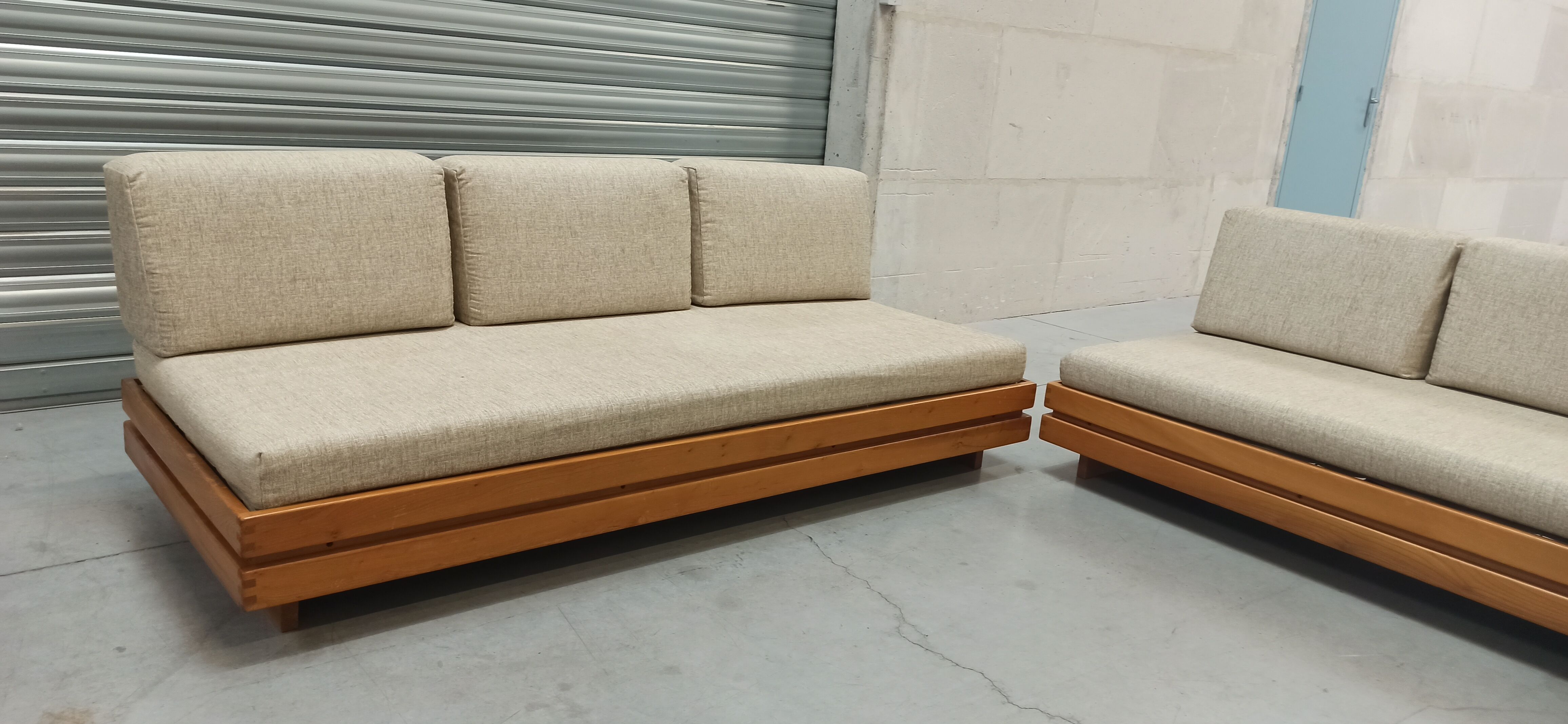 Elm sofa Maison Regain, 60's