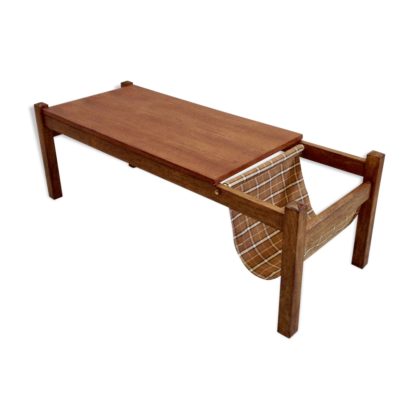 Coffee table with magazine rack