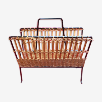 Metal and rattan magazine rack 50