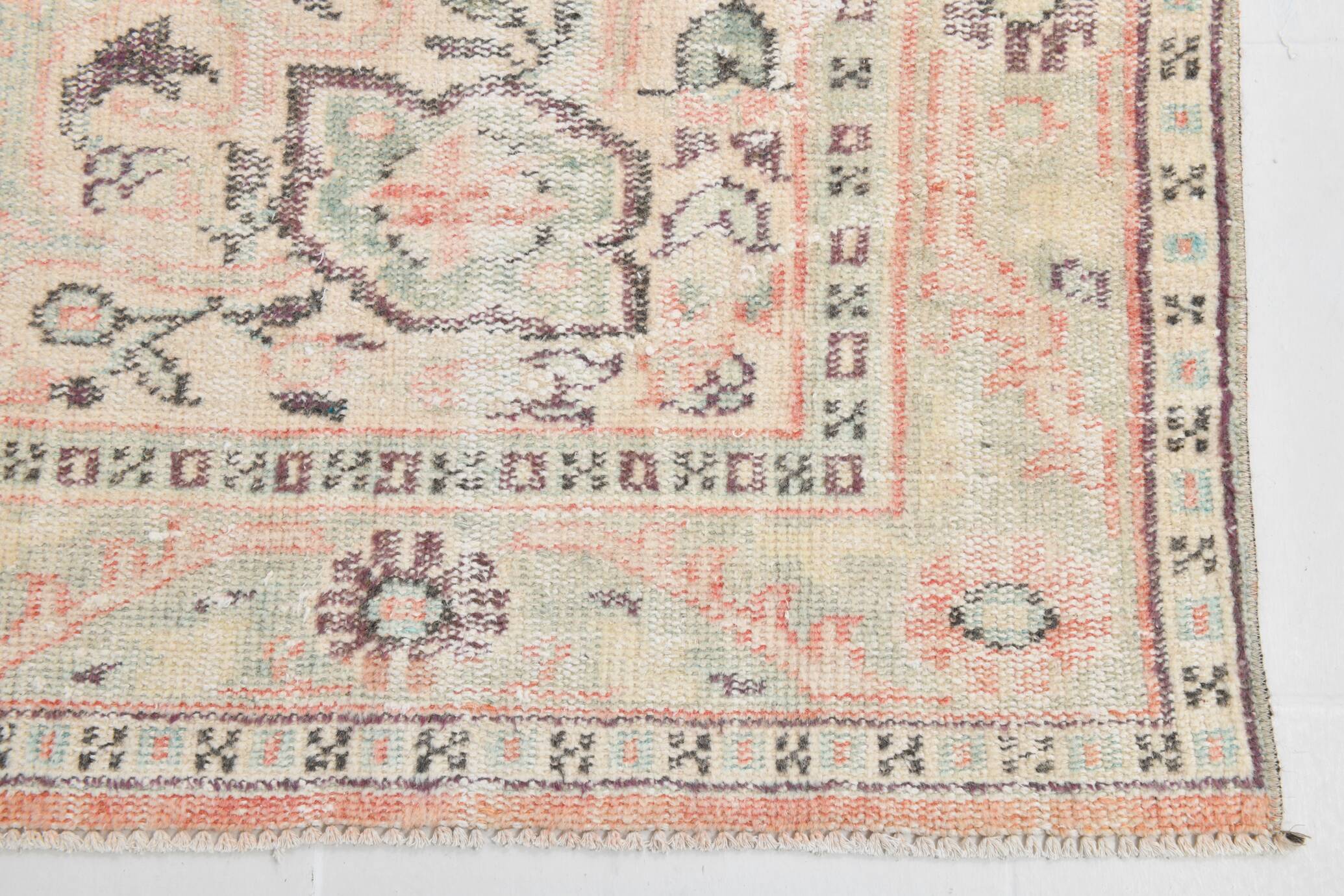 5x10 Long Wide Pale Red Oriental Pattern Persian Rug, 171x300Cm