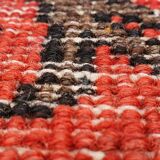 Persian Bakthiar carpet, hand knotted pure wool. Perfect condition. 215 x 300 cm. 1960.