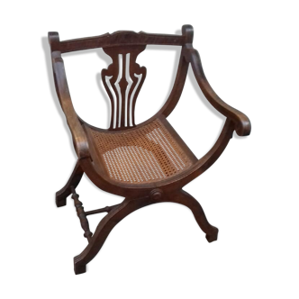 Fauteuil Dagobert 1900 en bois noyer et cannage d'origine