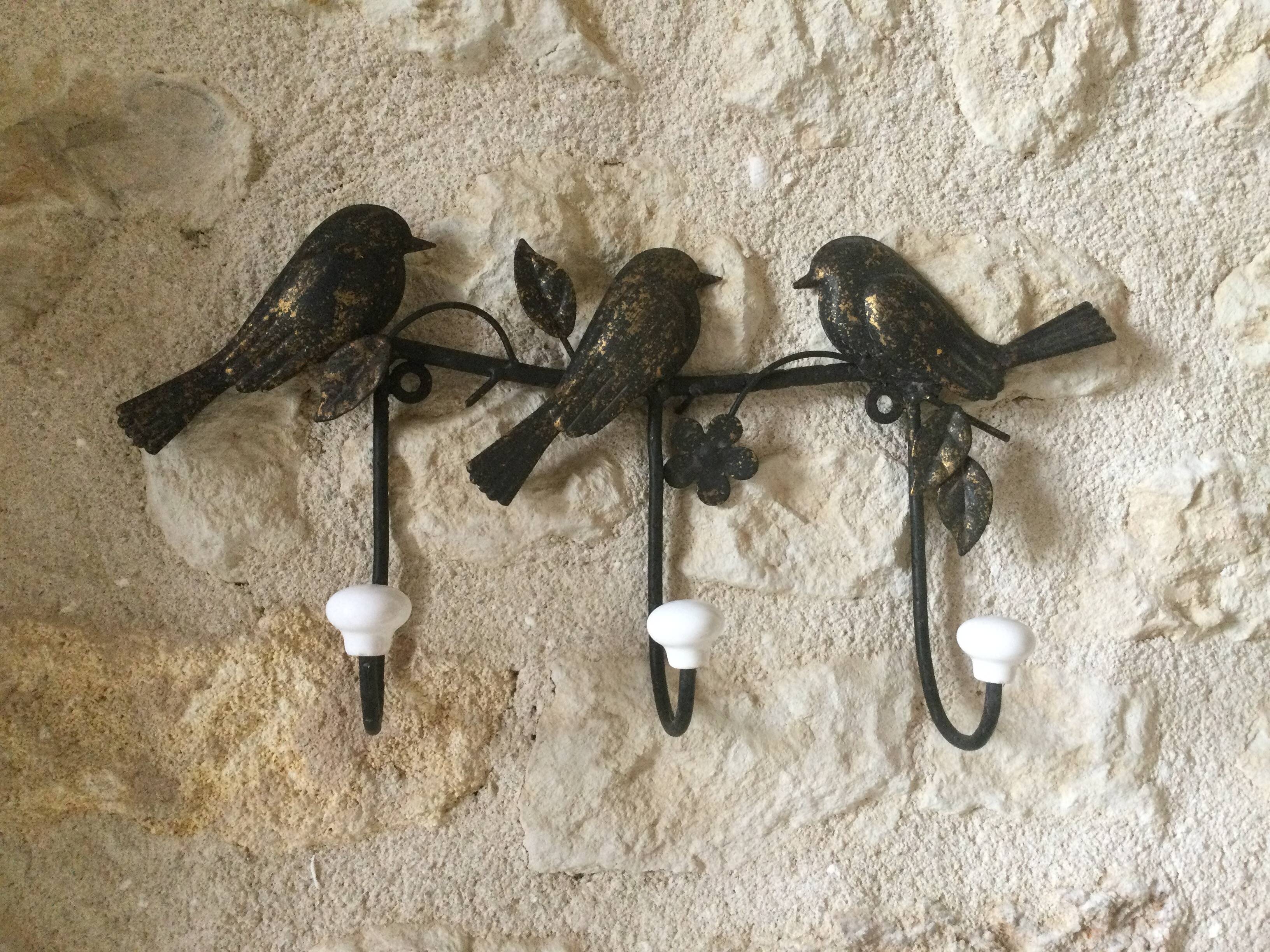 Metal coat rack with 3 hooks