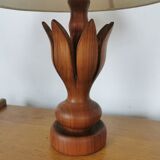 Wooden table lamp in the shape of a flower