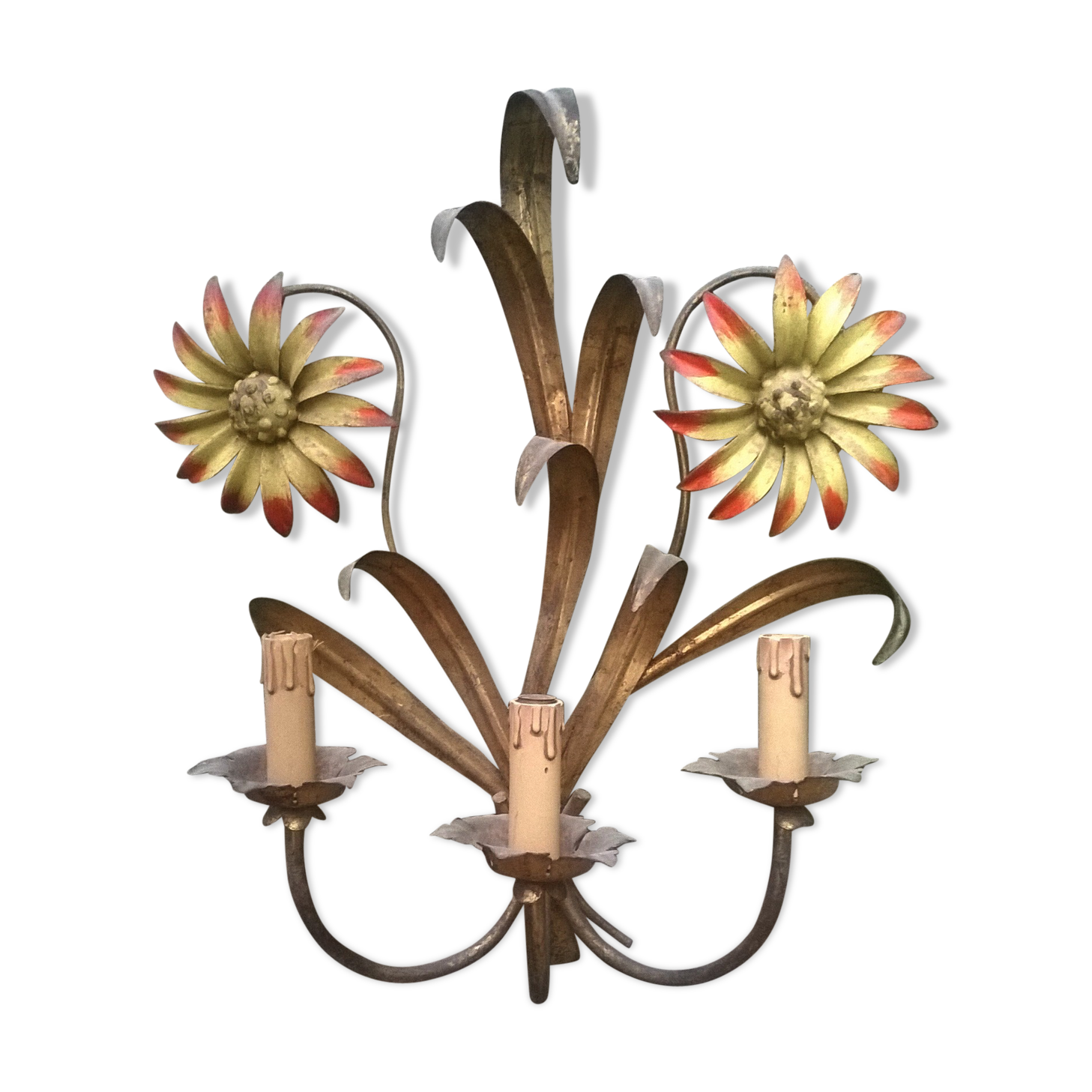 Stunning vintage wall light