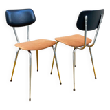 Paire de chaises en métal chromé, skaï noir et velours, années 70