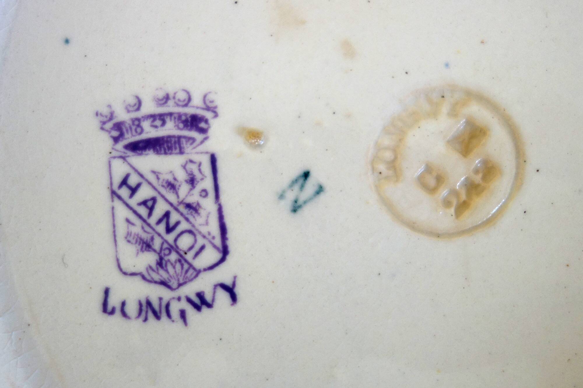 Longwy soup tureen model Hanoi, ironstone, early 20th century.