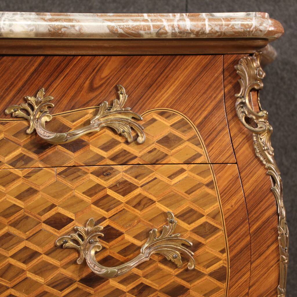 Commode de style Louis XV français du 20e siècle